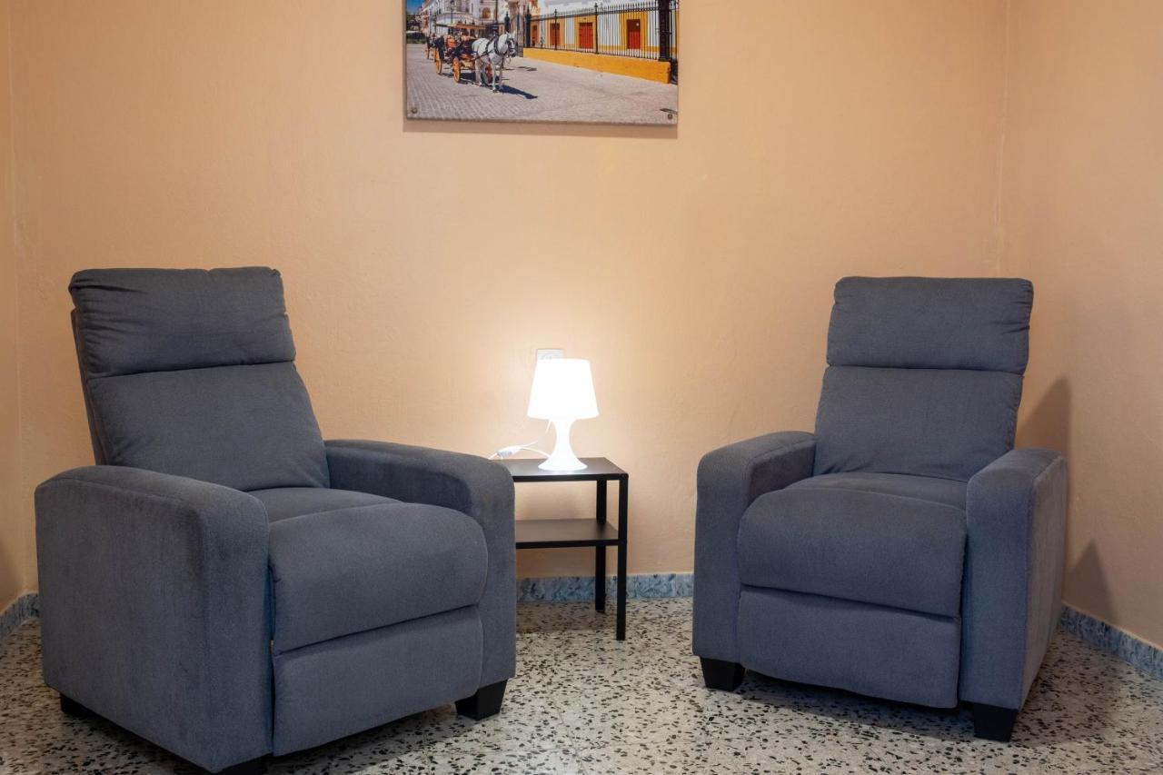 Two-Bedroom Apartment,1345033838:JPEG